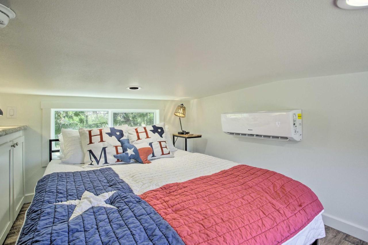 Cozy Mckinney Tiny Home With Porch And Fire Pit! エクステリア 写真