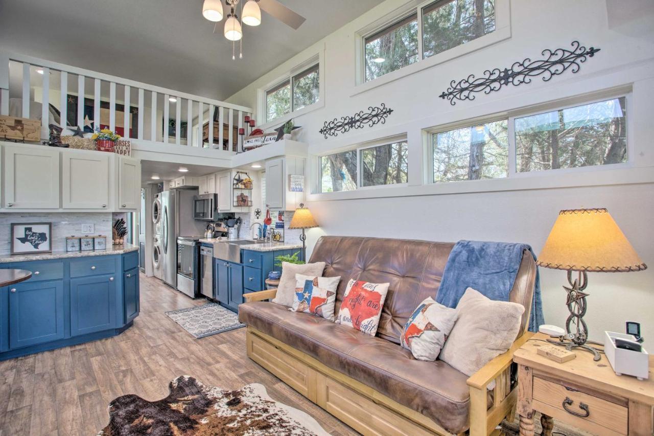 Cozy Mckinney Tiny Home With Porch And Fire Pit! エクステリア 写真