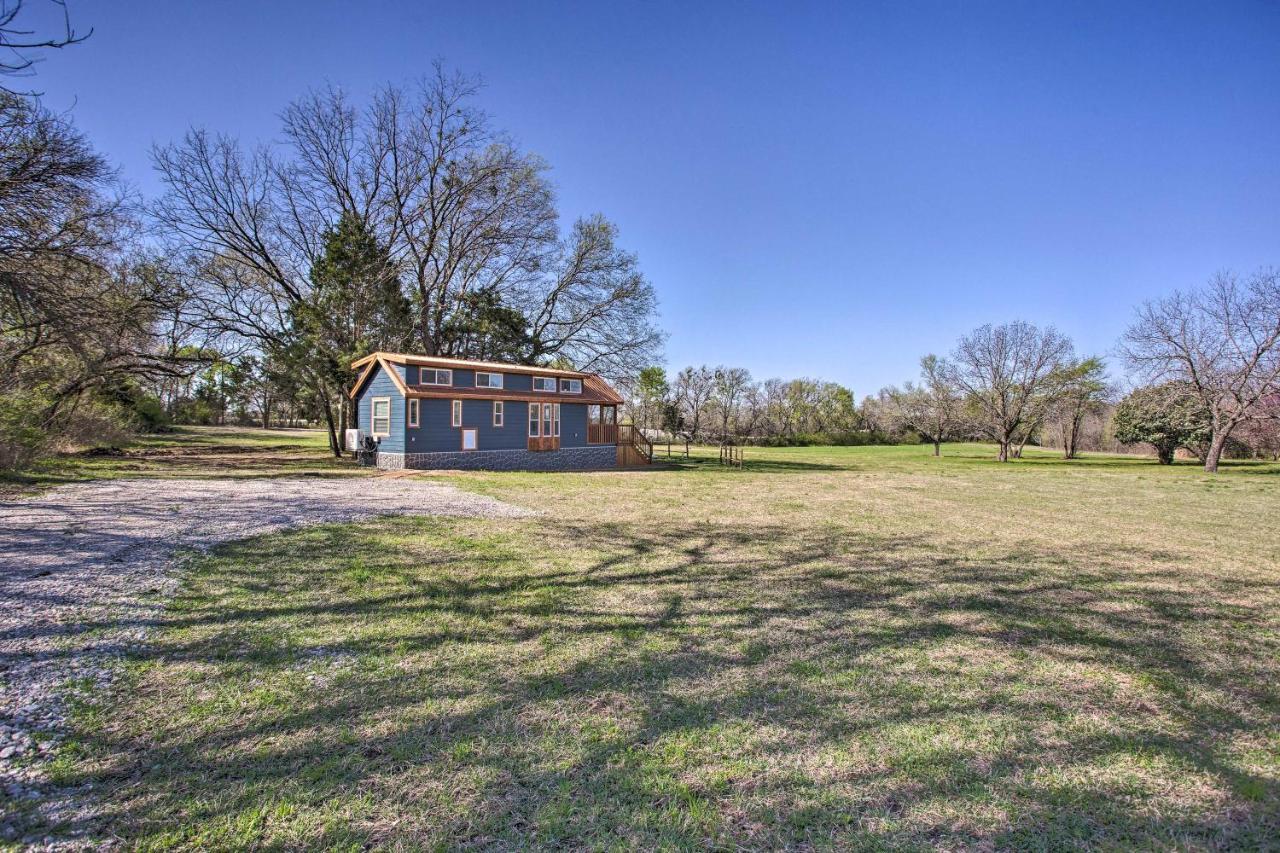 Cozy Mckinney Tiny Home With Porch And Fire Pit! エクステリア 写真