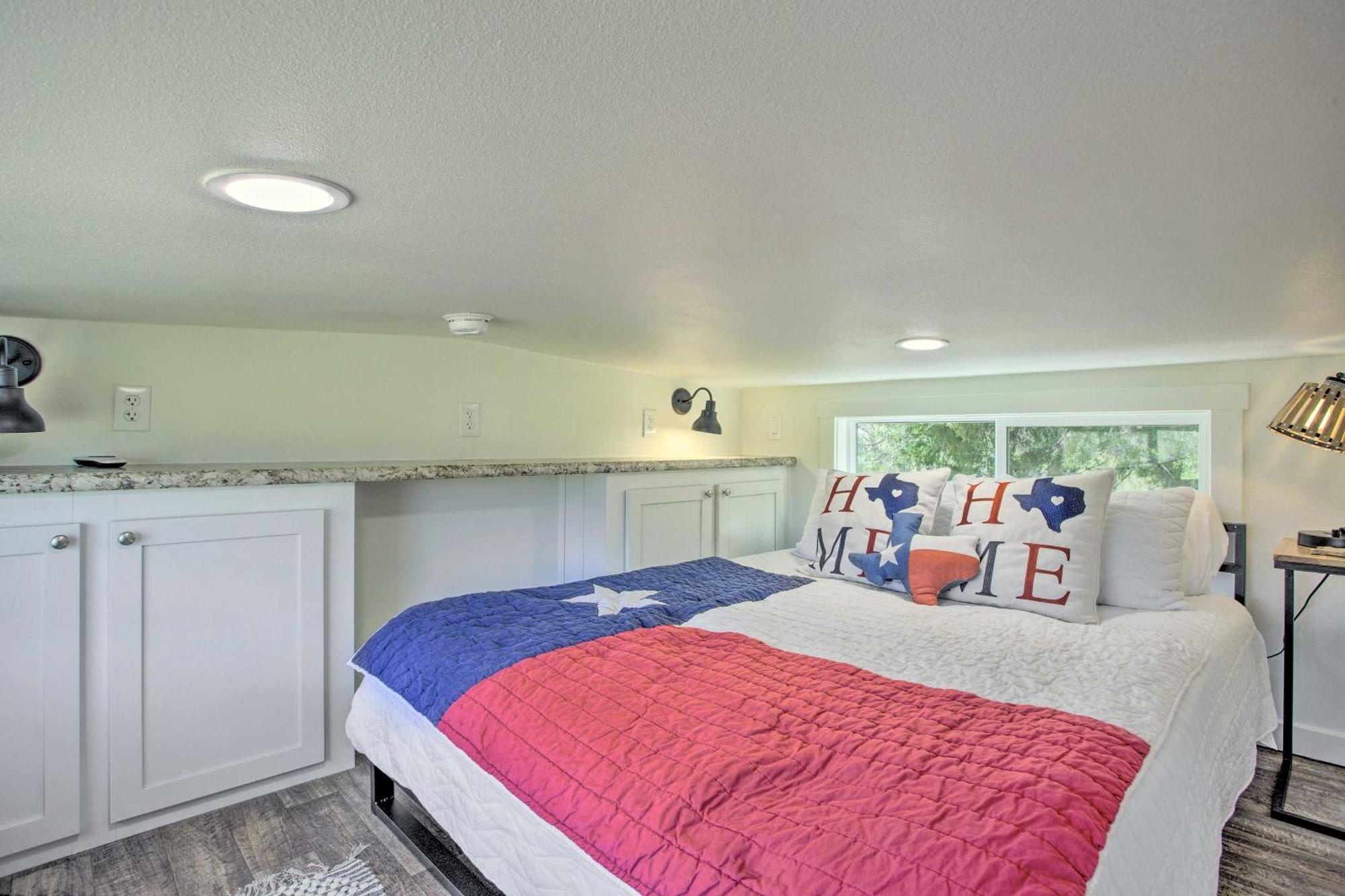 Cozy Mckinney Tiny Home With Porch And Fire Pit! エクステリア 写真