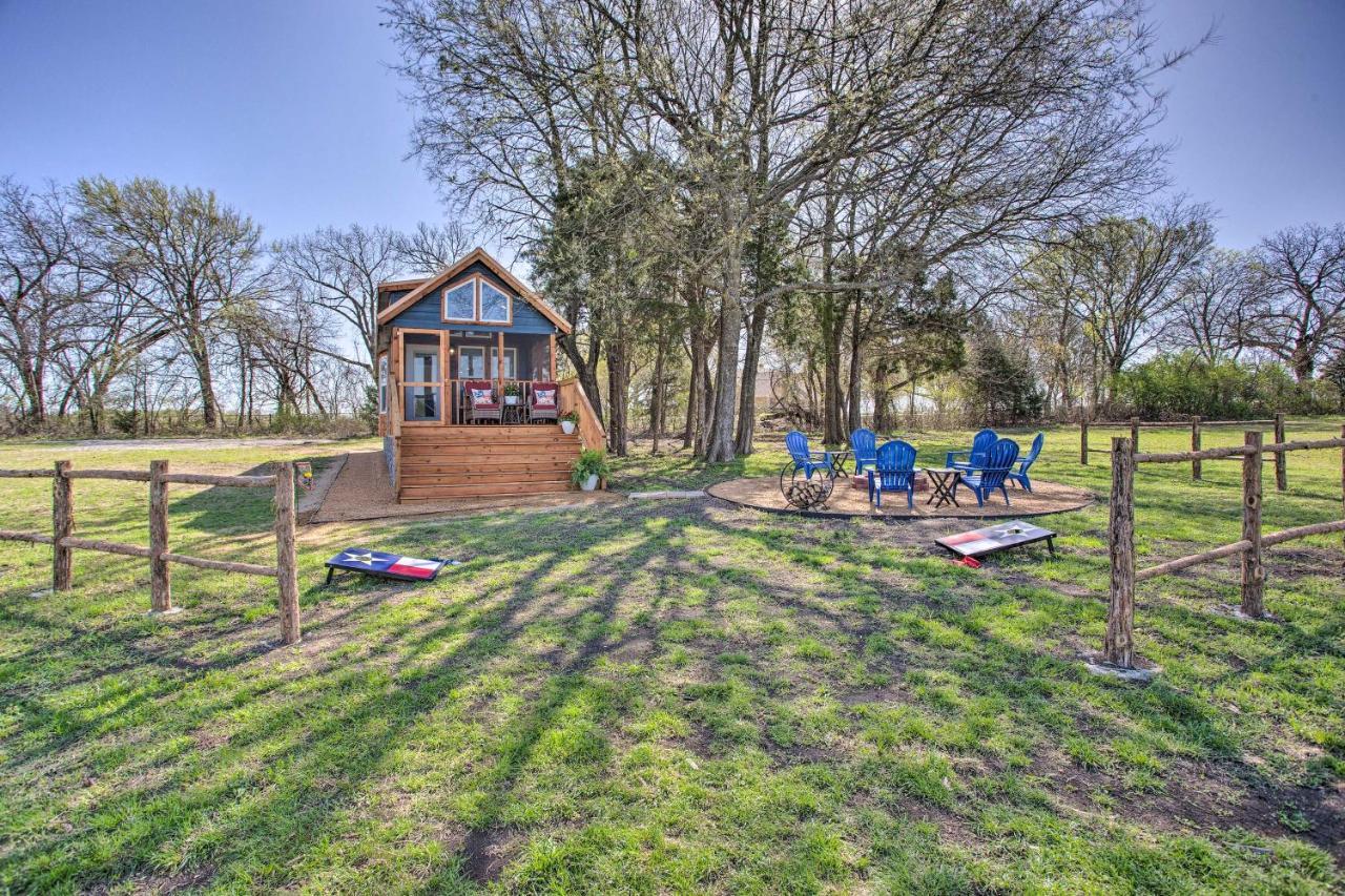 Cozy Mckinney Tiny Home With Porch And Fire Pit! エクステリア 写真