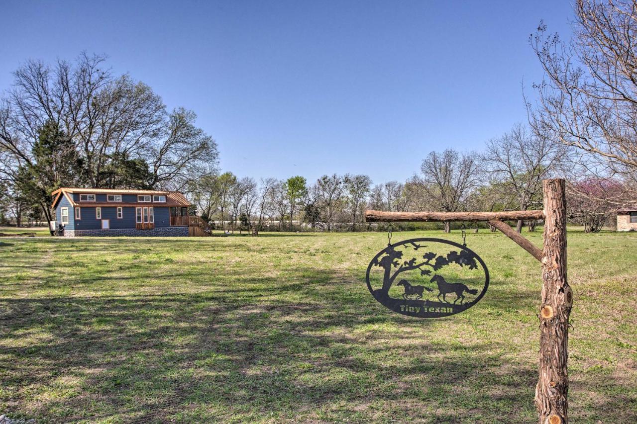 Cozy Mckinney Tiny Home With Porch And Fire Pit! エクステリア 写真